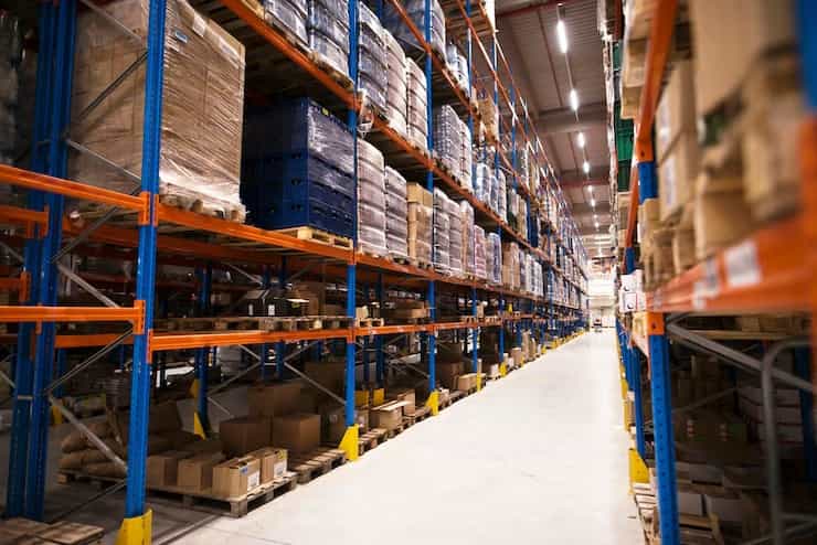 What a Fulfillment Center Is, Its Types and Characteristics